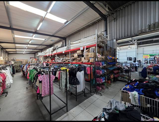3,360M² WAREHOUSE FOR SALE IN OPHIRTON